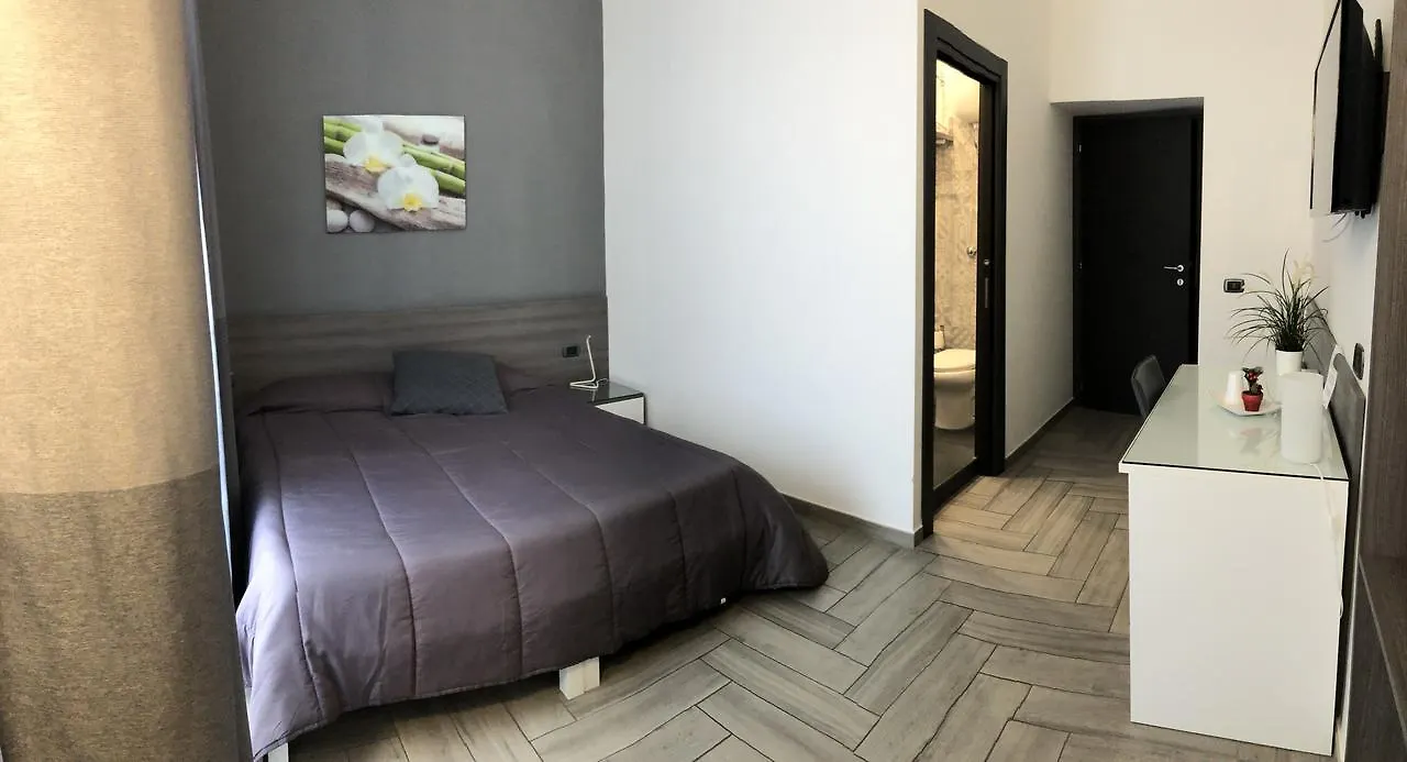 Bed and Breakfast La Dimora Di Garibaldi à Naples 3*,